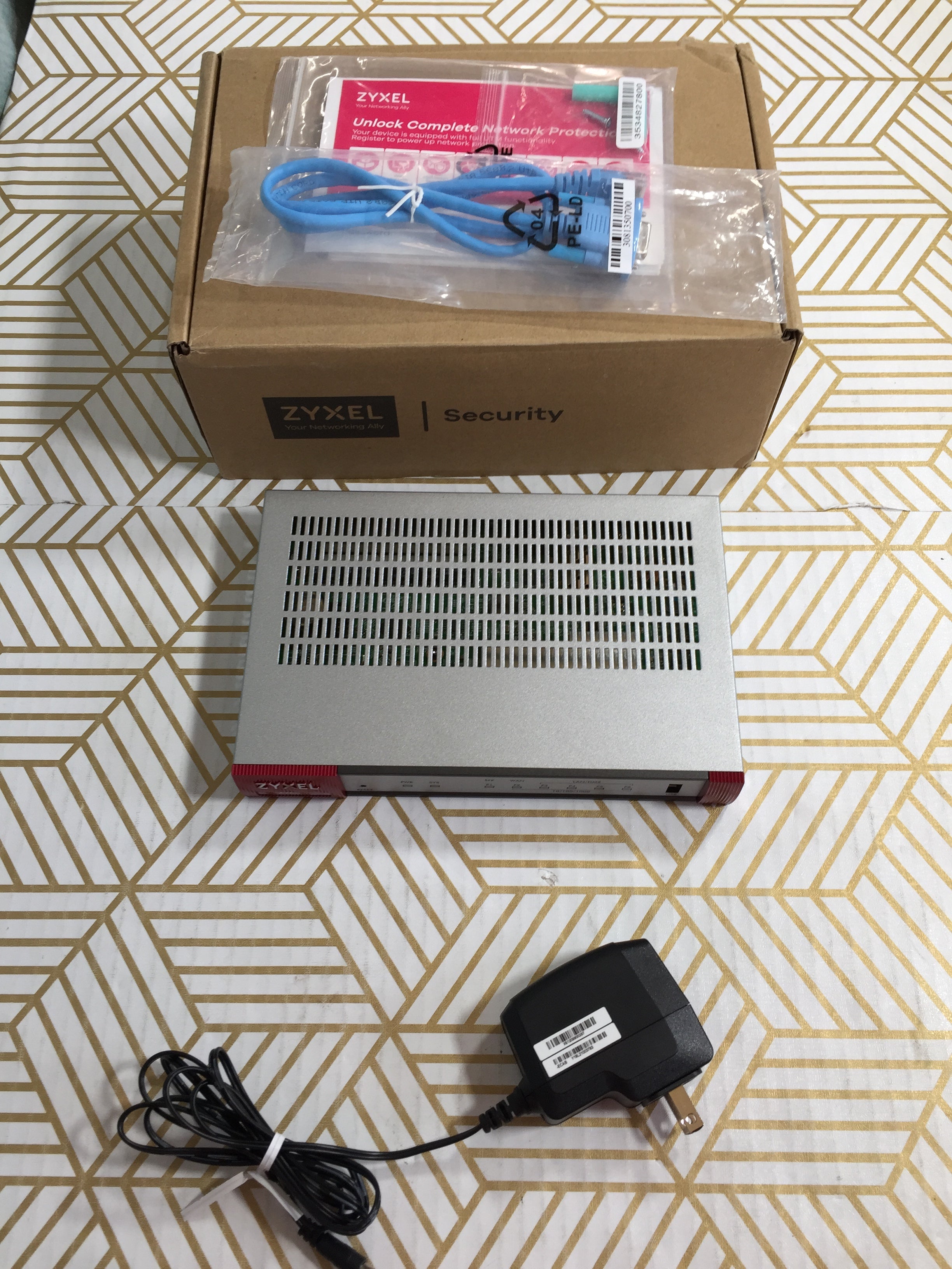 1 Gbps ATP100, Advanced Threat Protection Firewall (7861722972398)
